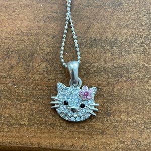 Cat pendant necklace